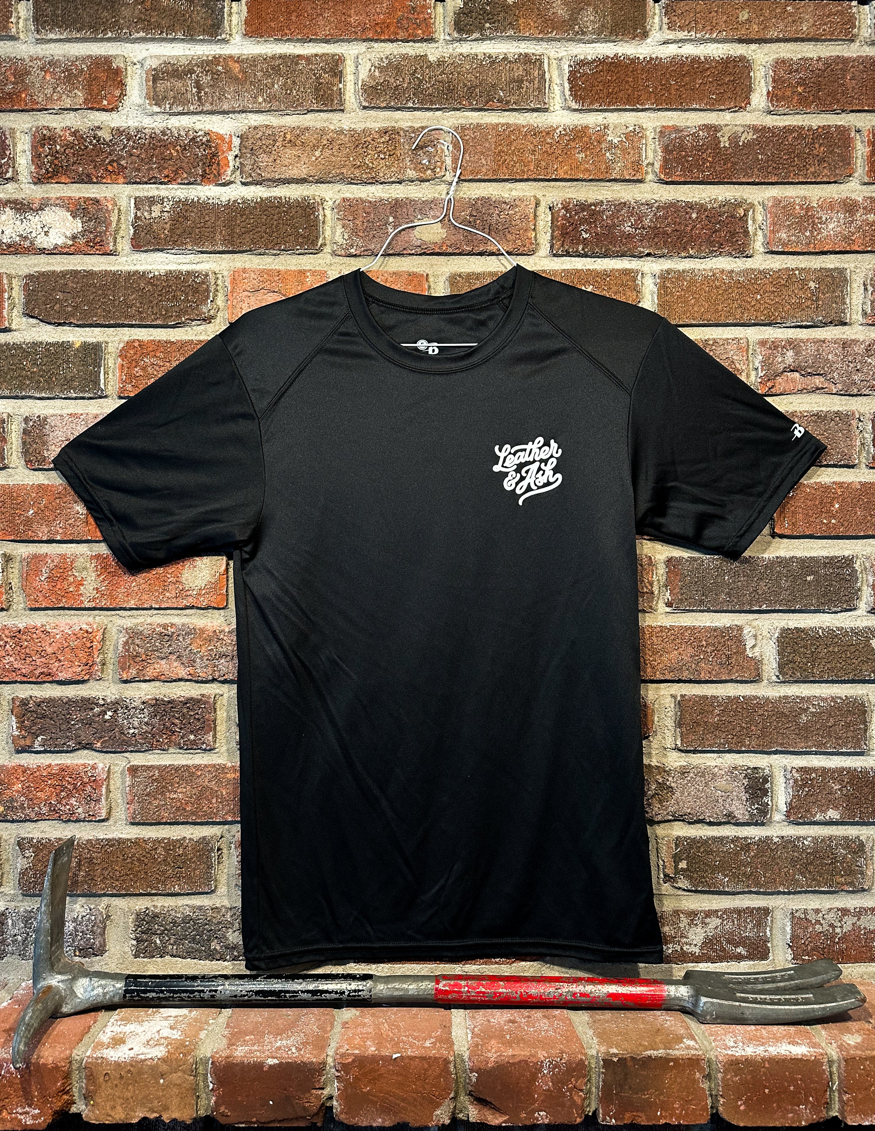 Lift Assist Tee